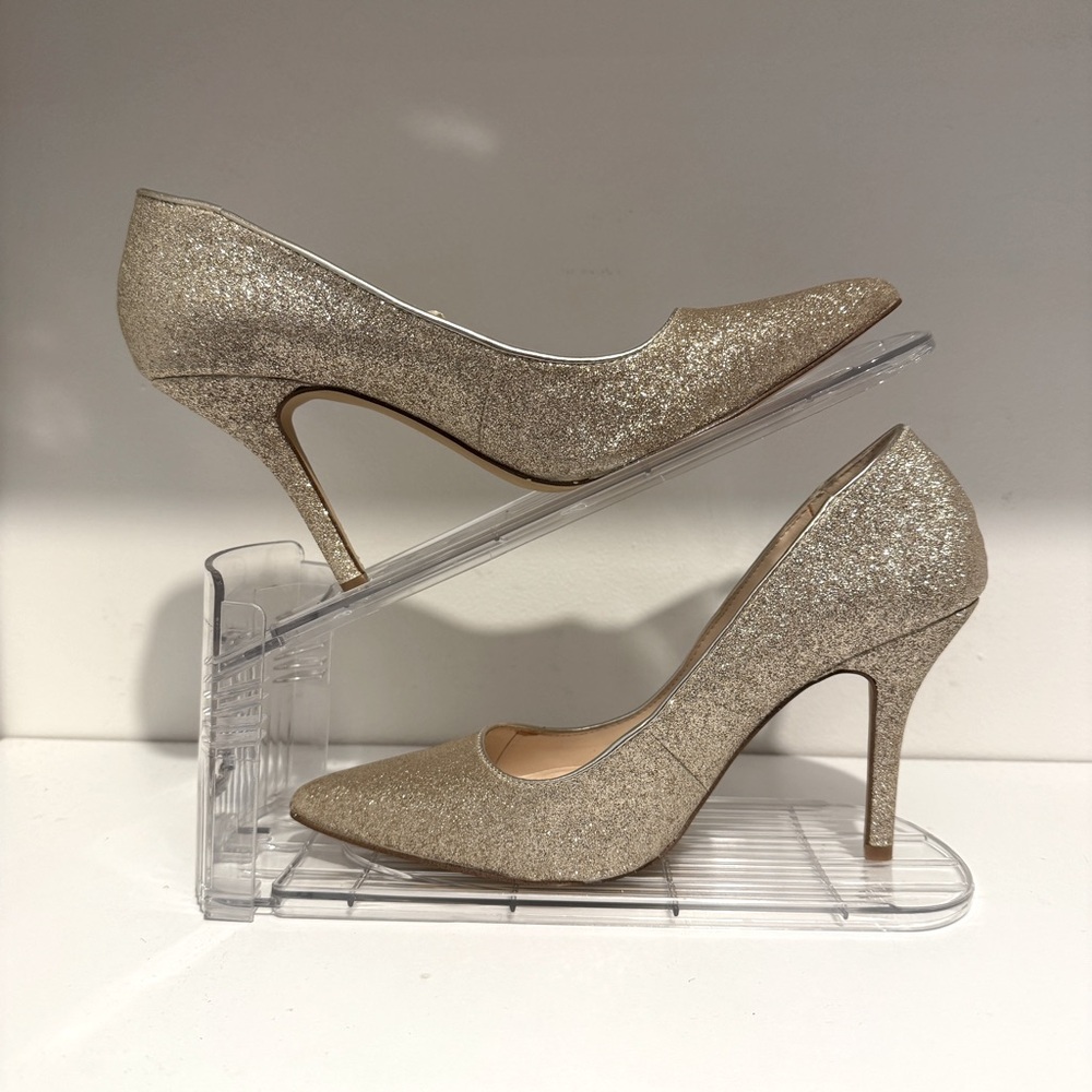 Nine West Glitter Gold Pump